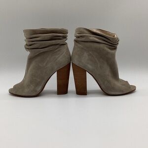 2162. Chinese Laundry by Kristin Cavallari Slouch Bootie  Size 9 EUC